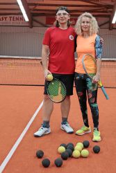 3832175_deutscher-meister-aus-hohenlohe-ueber-das-gefuehl-im-blindentennis-den-ball_default-artikel_1BPVCV_N5crbn